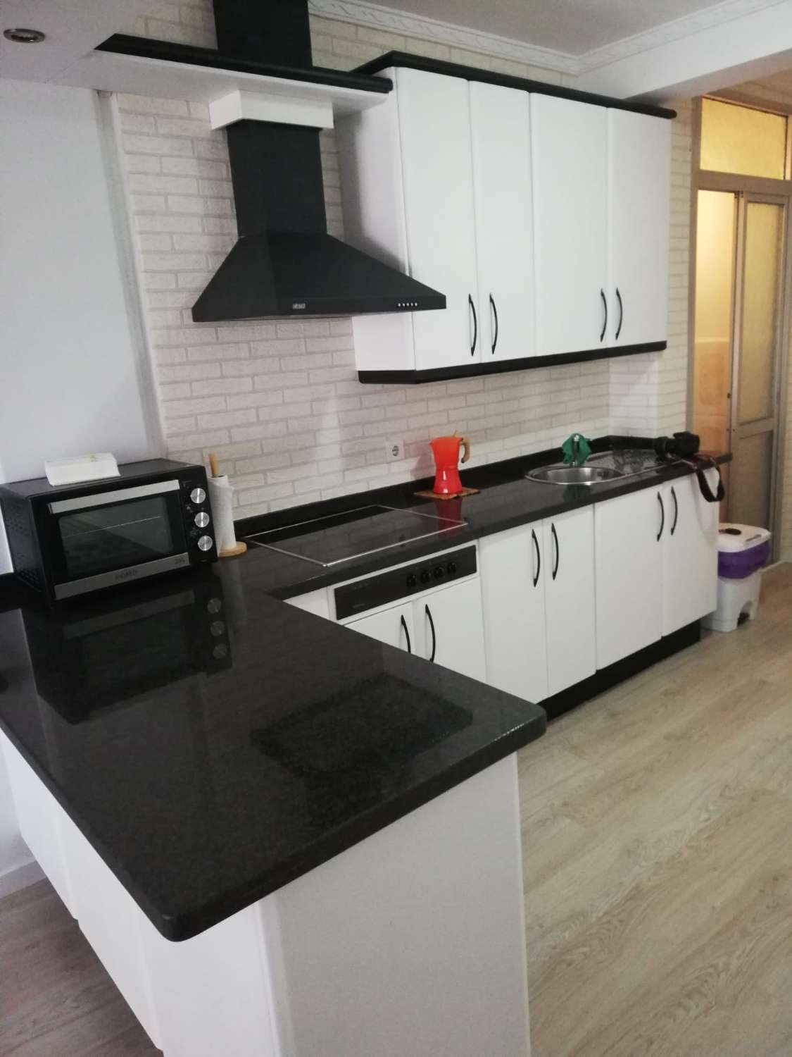 SHORT TERM APARTMENT €750/MONTH