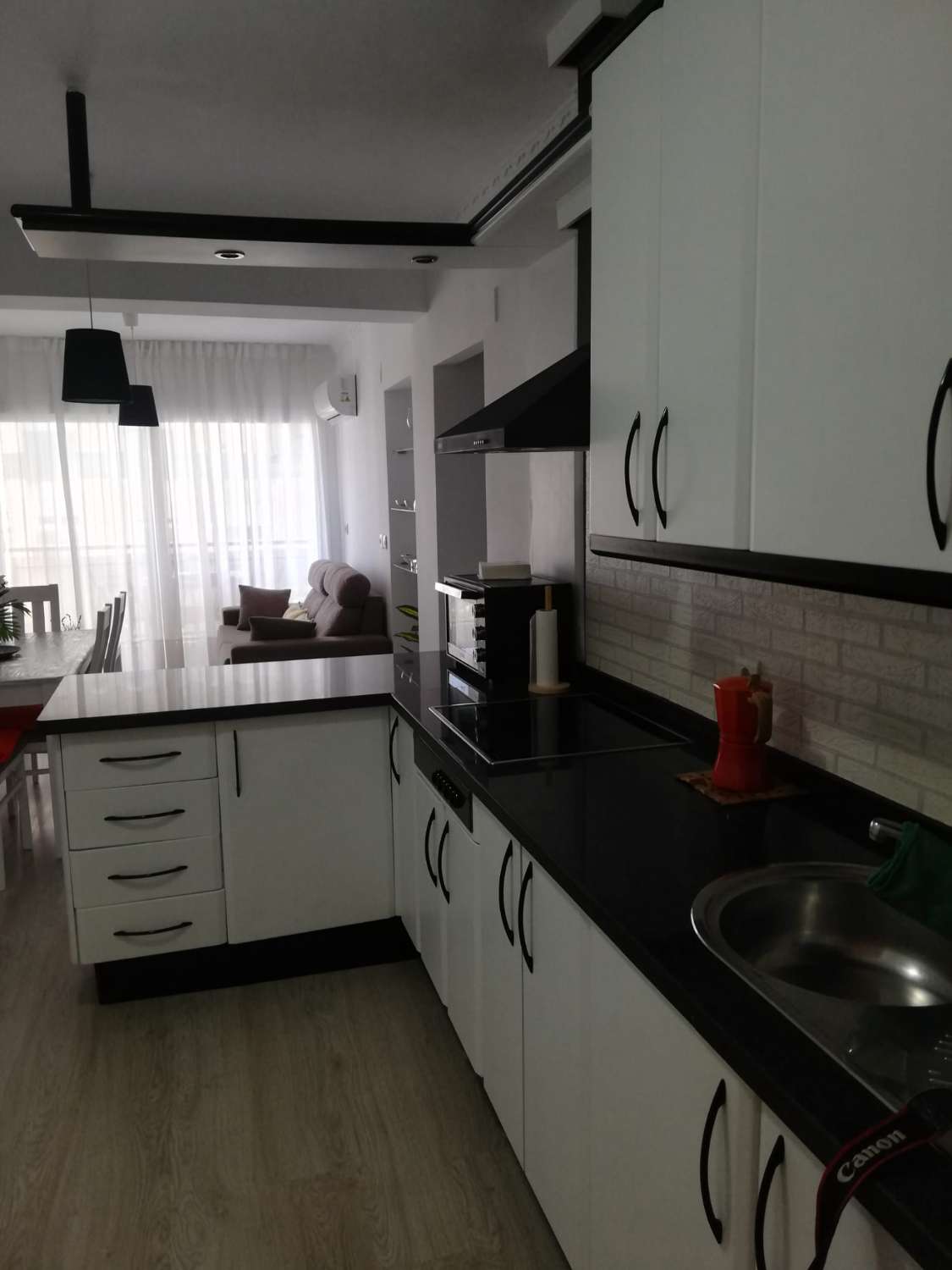 SHORT TERM APARTMENT €750/MONTH