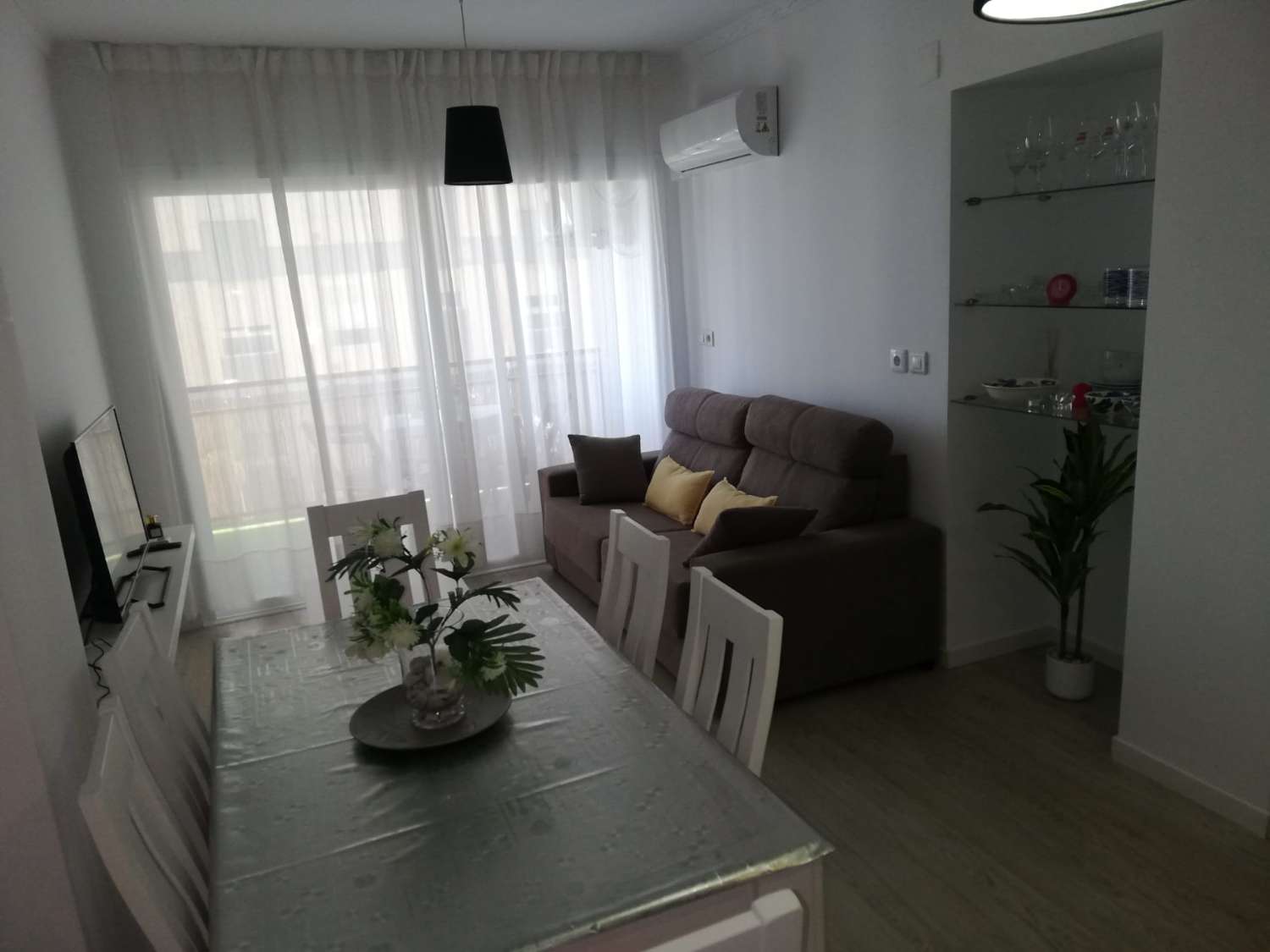 SHORT TERM APARTMENT €750/MONTH