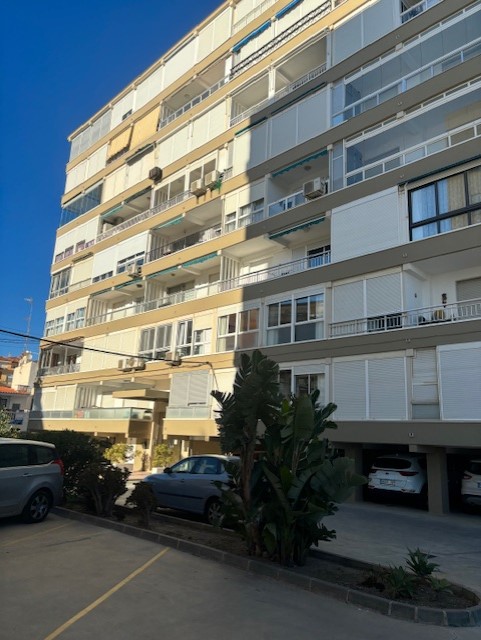 SHORT SEASON APARTMENT €.770 / MONTH