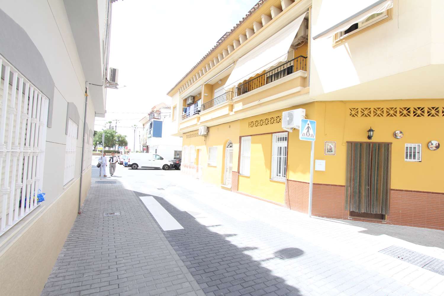 APARTAMENTO DE  CORTA ESTANCIA.PRECIO: 400 € /MES