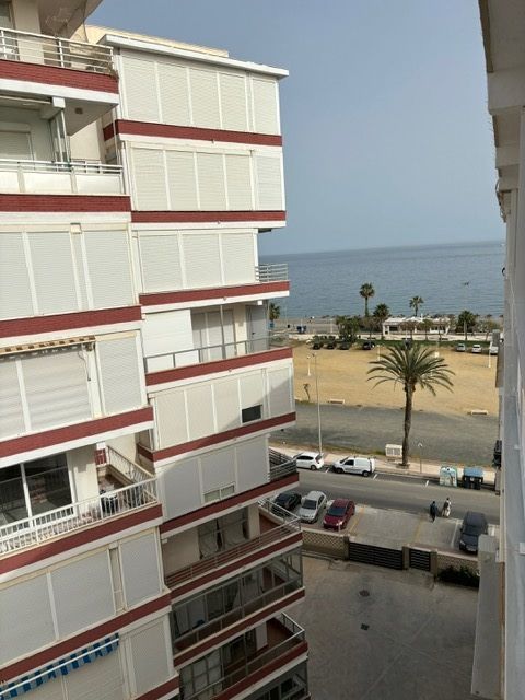 MAGNIFICENT APARTMENT RENOVATED FOR THE WINTER MONTHS. PRICE €750 / month