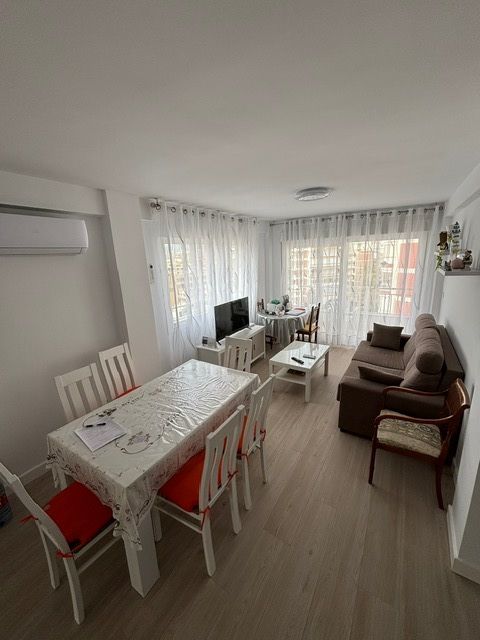 HERRLICH RENOVIERTE WOHNUNG FÜR DIE WINTERMONATE 750 € / Monat