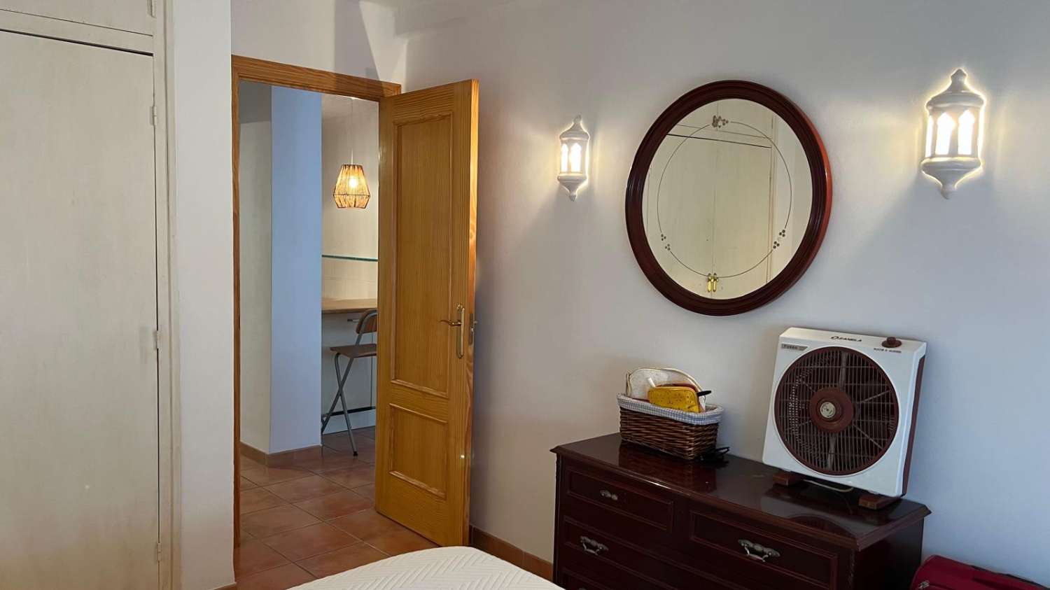 KURZE SAISONWOHNUNG. 600 €/MONAT