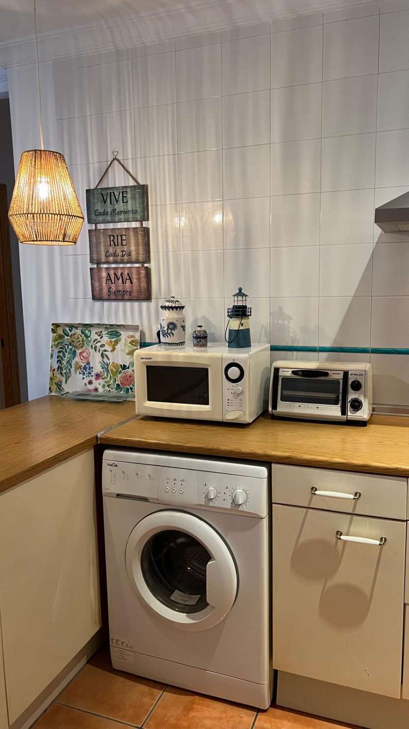 KURZE SAISONWOHNUNG. 600 €/MONAT