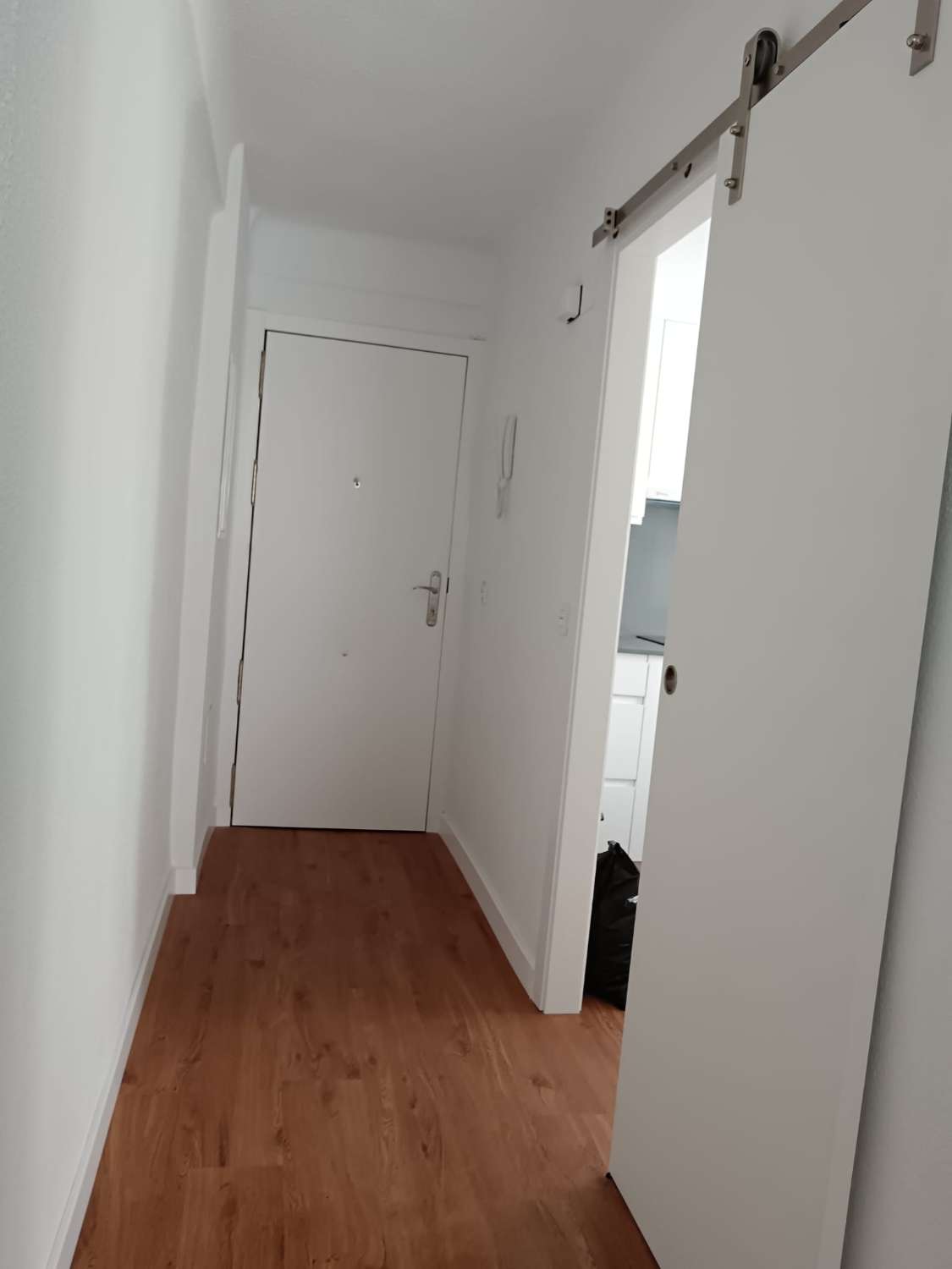 APARTAMENTO DE  CORTA TEMPORADA. PRECIO 550 € /MES
