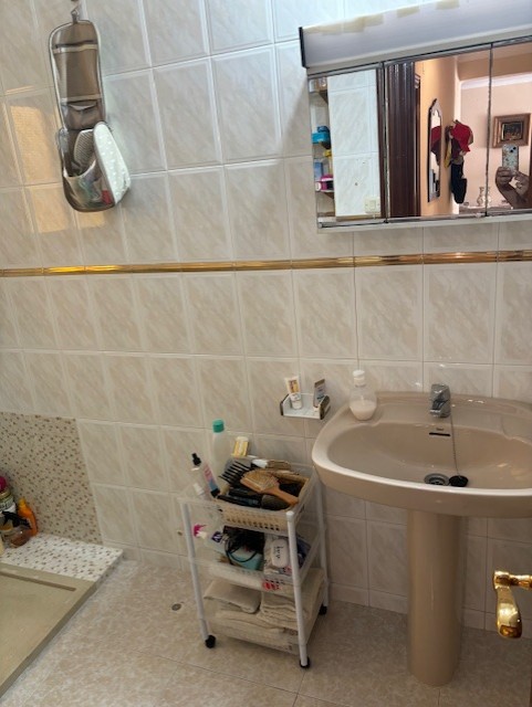 SHORT TERM APARTMENT €600/MONTH