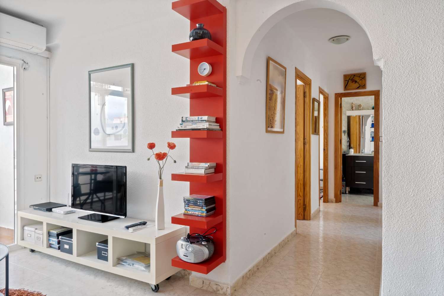 SHORT TERM APARTMENT FROM OCTOBER TO MAY