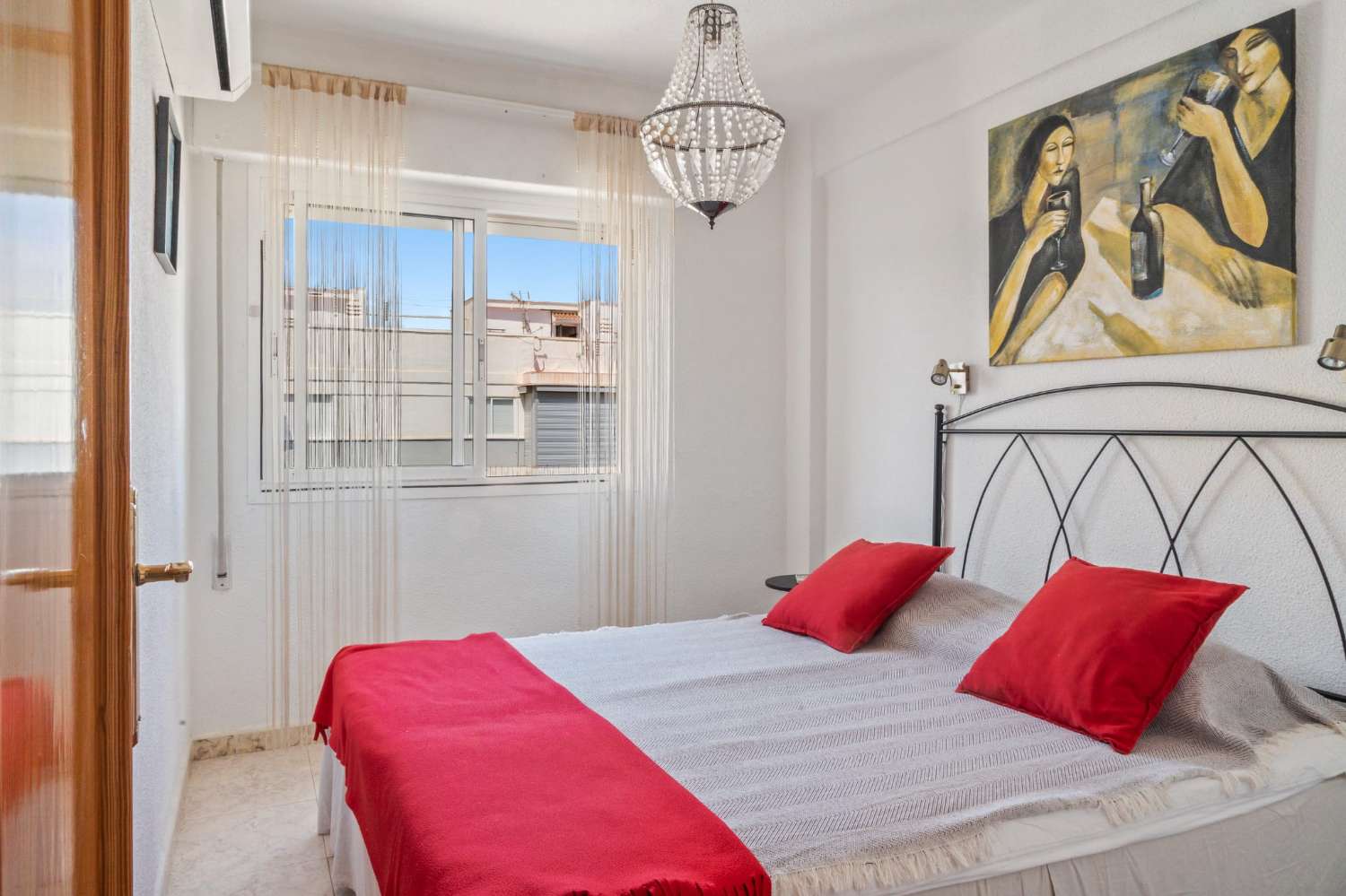 SHORT TERM APARTMENT FROM OCTOBER TO MAY