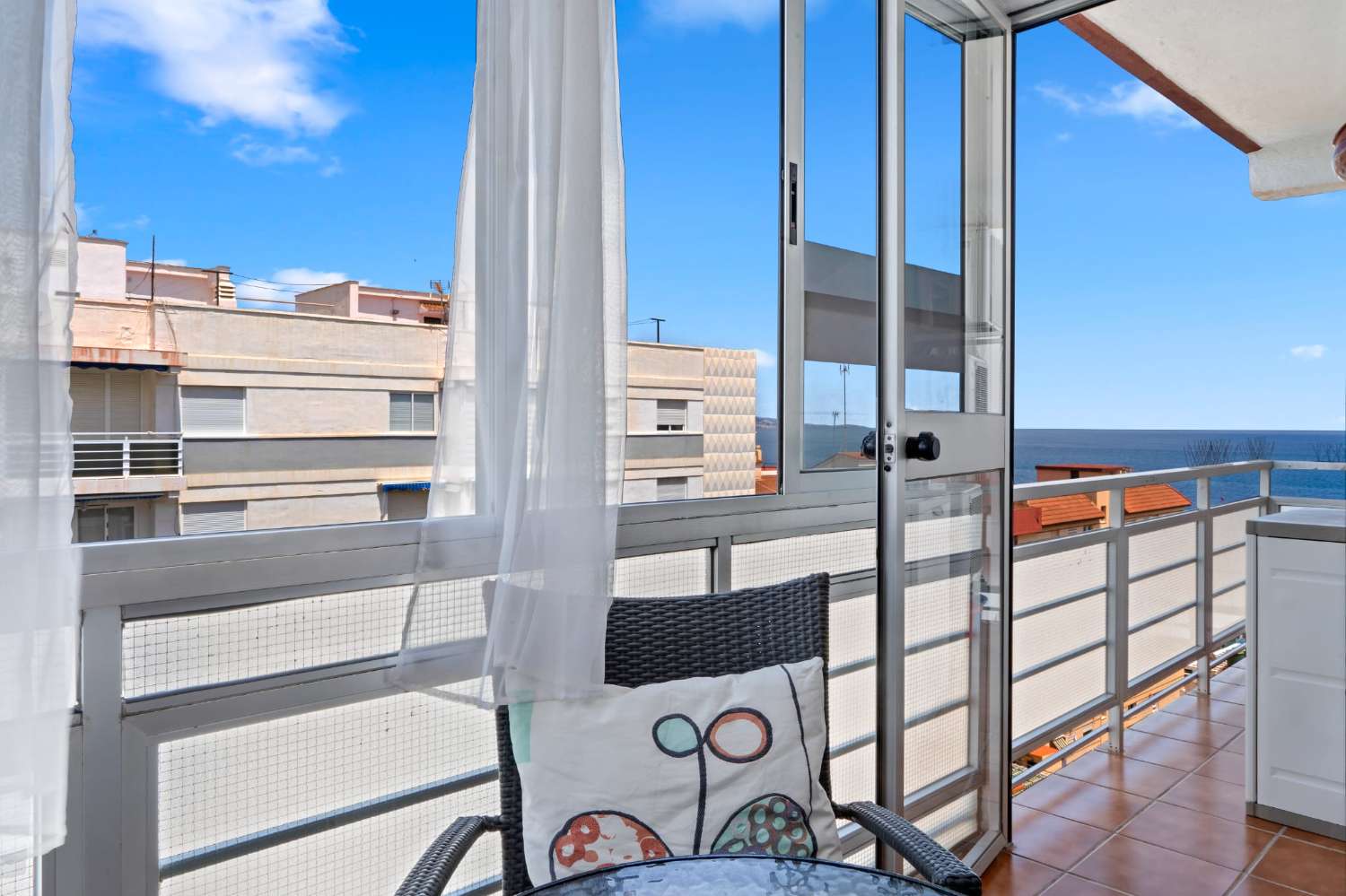 SHORT TERM APARTMENT FROM OCTOBER TO MAY