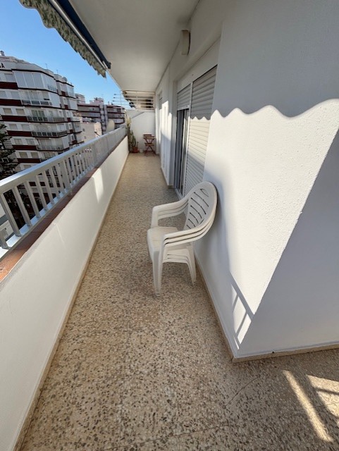 3-ZIMMER-WOHNUNG VON JANUAR BIS JUNI. 675 €/Monat