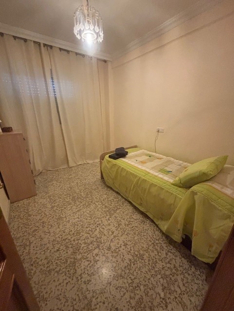 SHORT-TERM APARTMENT FROM SEPTEMBER 16 TO JUNE 15. PRICE: €600/MONTH