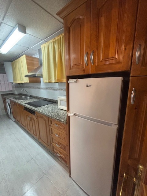SHORT-TERM APARTMENT FROM SEPTEMBER 16 TO JUNE 15. PRICE: €600/MONTH