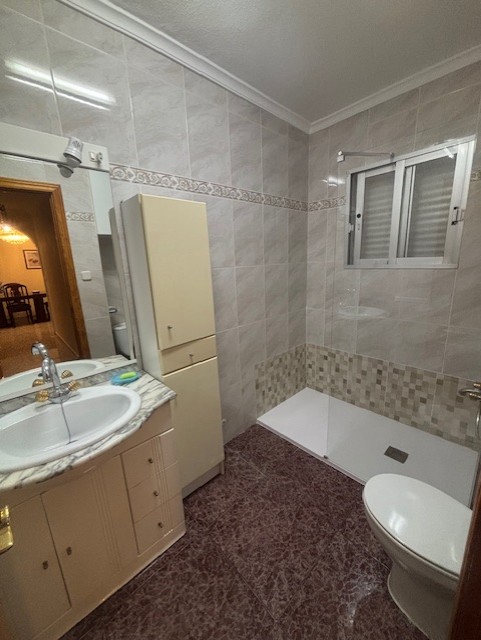 SHORT-TERM APARTMENT FROM SEPTEMBER 16 TO JUNE 15. PRICE: €600/MONTH
