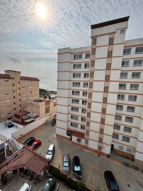 PISO DE CORTA TEMPORADA  DE OCTUBRE A MAYO INCLUIDO. PRECIO: 650 € / MES.