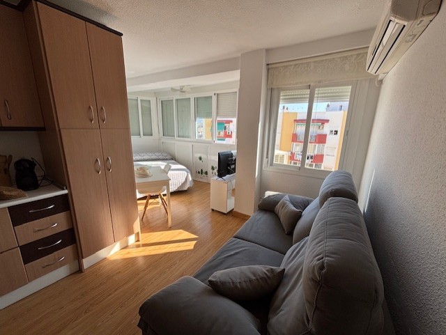 SHORT STAY STUDIO FROM SEPTEMBER TO JUNE