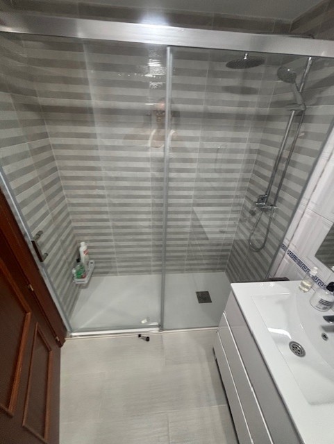 SHORT TERM APARTMENT FROM SEPT TO JUNE. PRICE: €650/MONTH