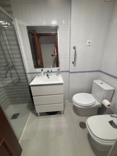 SHORT TERM APARTMENT FROM SEPT TO JUNE. PRICE: €650/MONTH