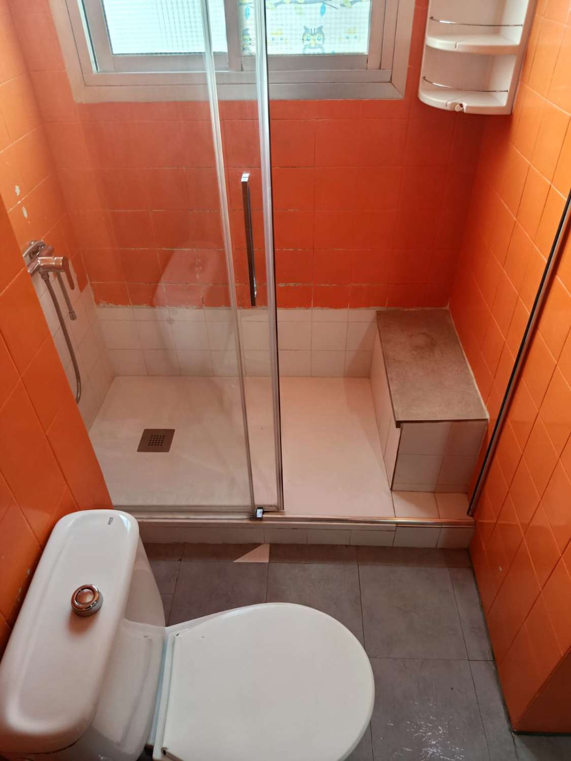 Zentral gelegene Wohnung in einer Fußgängerzone. Nur 150 Meter zum Strand.