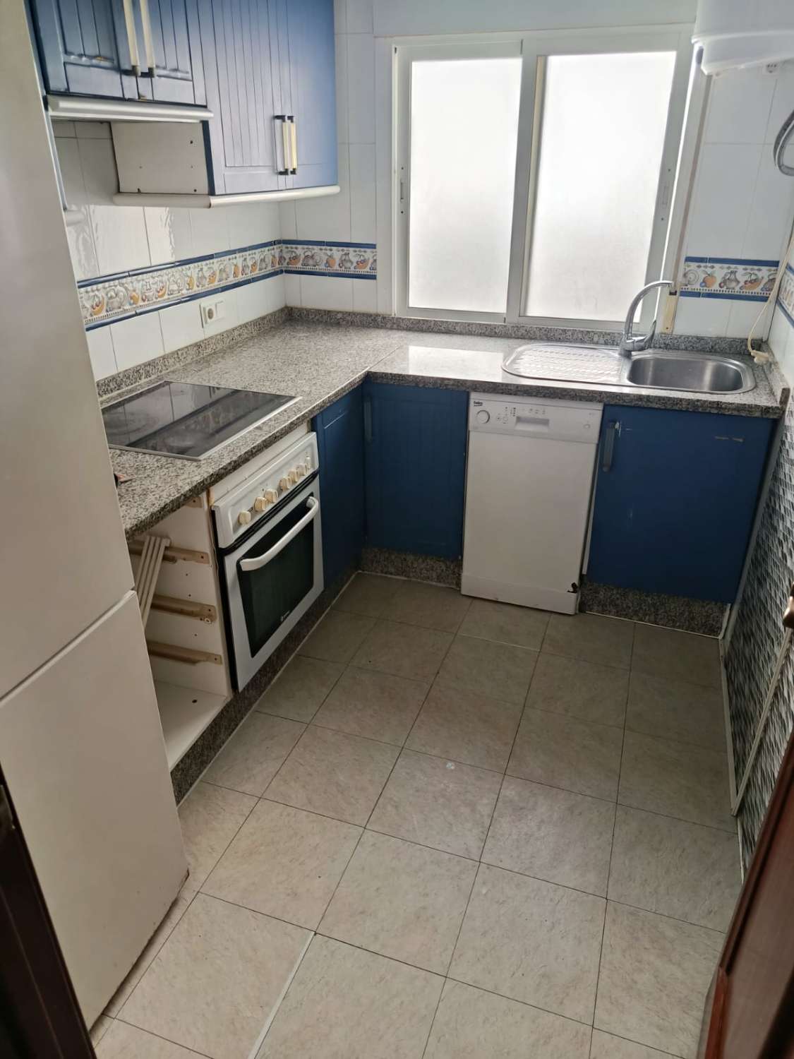 Zentral gelegene Wohnung in einer Fußgängerzone. Nur 150 Meter zum Strand.