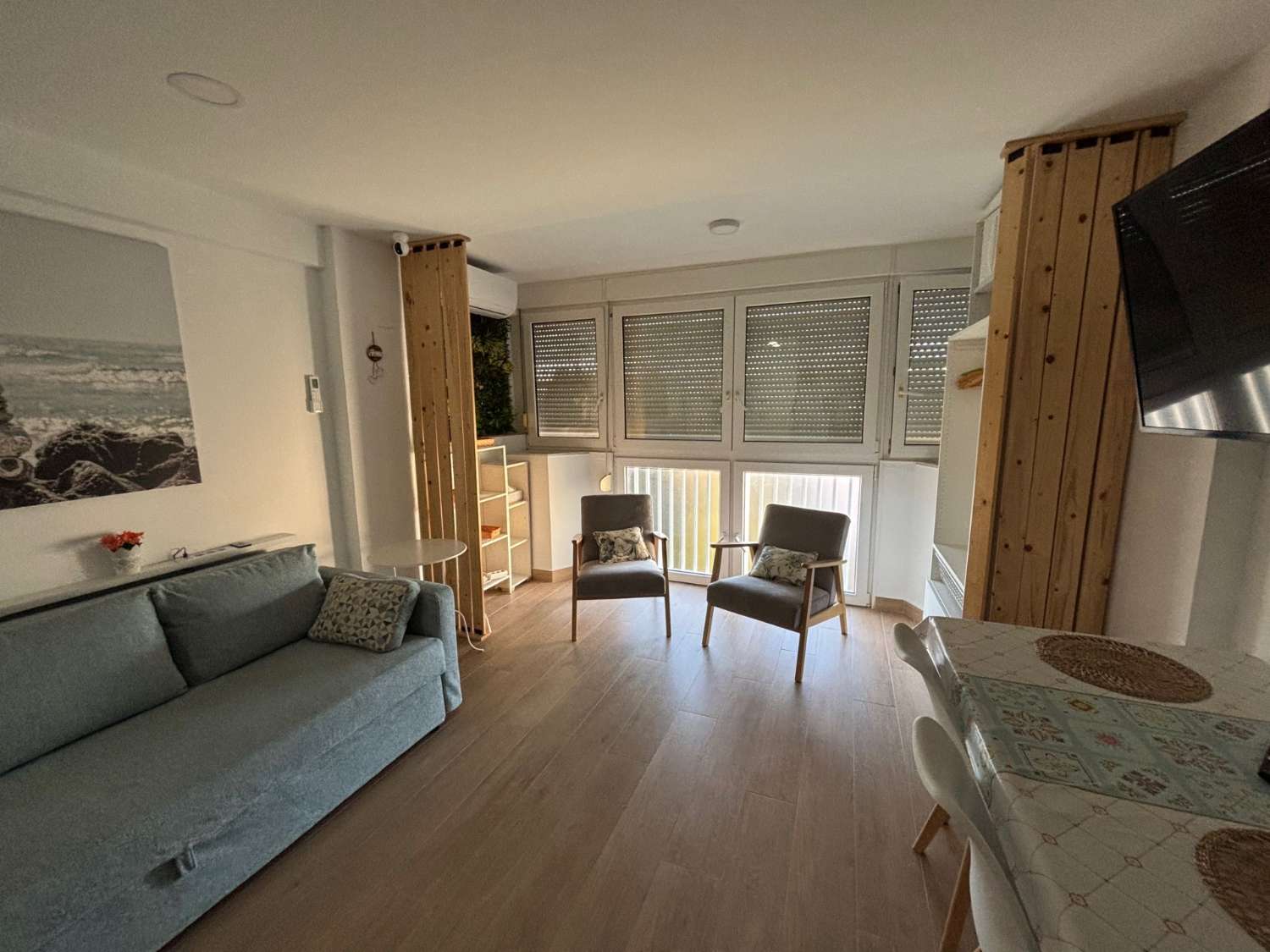 COQUETO ESTUDIO SOLEADO DISPONIBLE DESDE ENERO A MAYO INCLUIDO