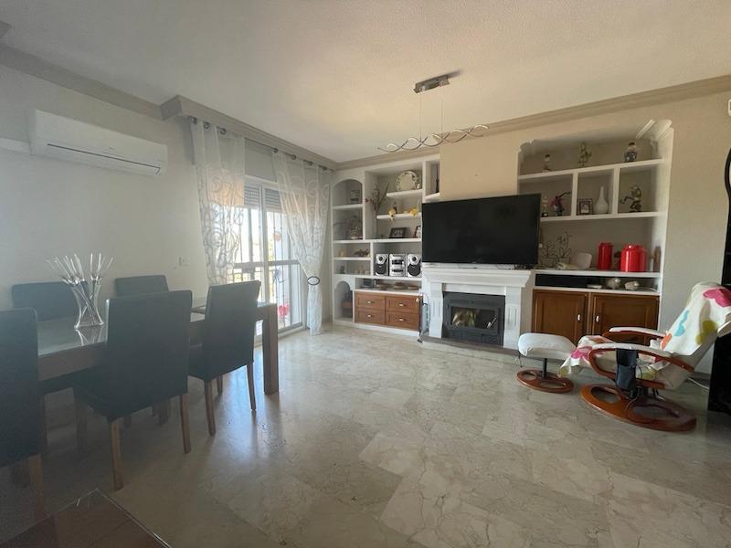 MAGNIFICO CHALET ADOSADO PARA LARGA TEMPORADA