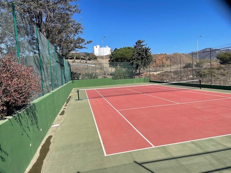 MAGNIFICO CHALET ADOSADO PARA LARGA TEMPORADA